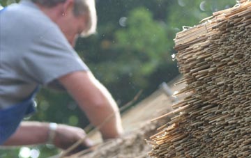 professional Sandford Hill thatchers